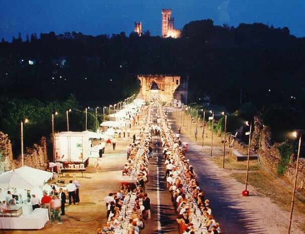 Costume - Festa del Nodo D'Amore, Ponte Visconteo, Valeggio